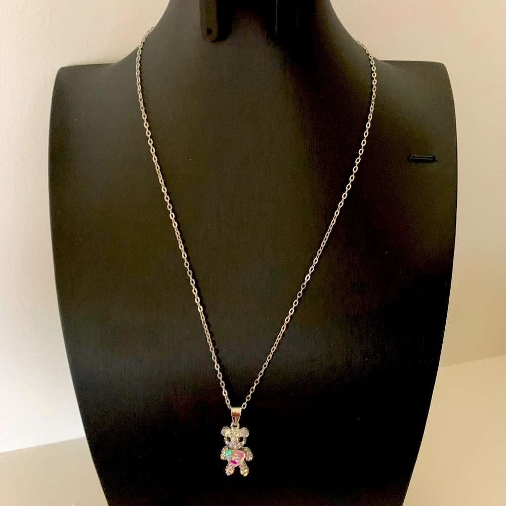 Beautiful teddy bear necklace!